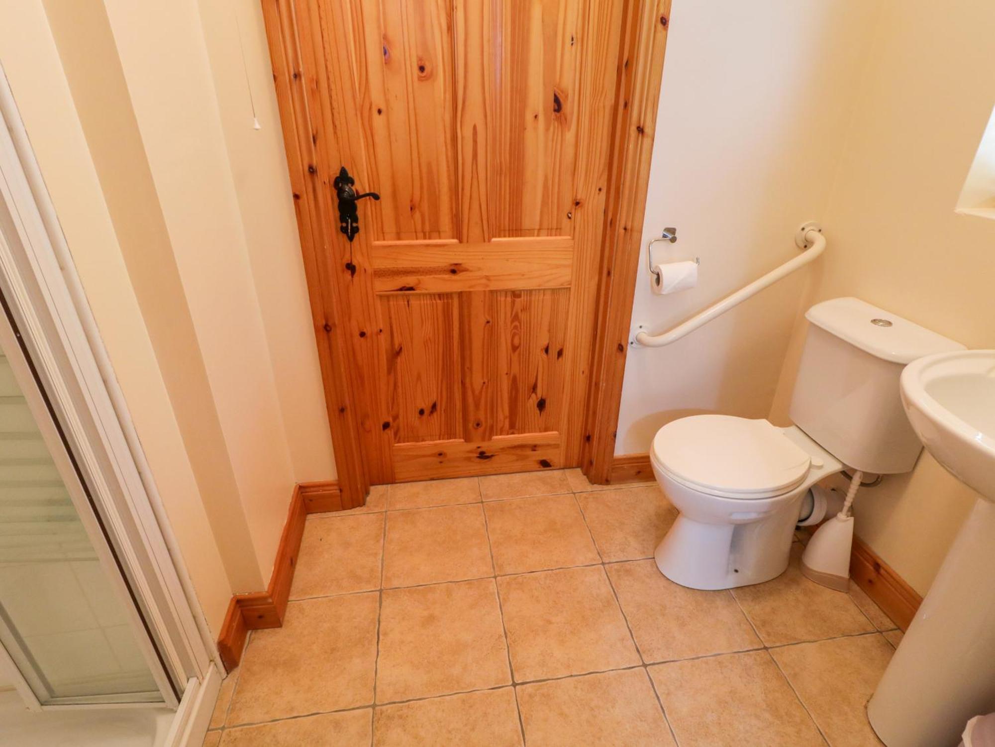 46 Dunalinn * Culdaff